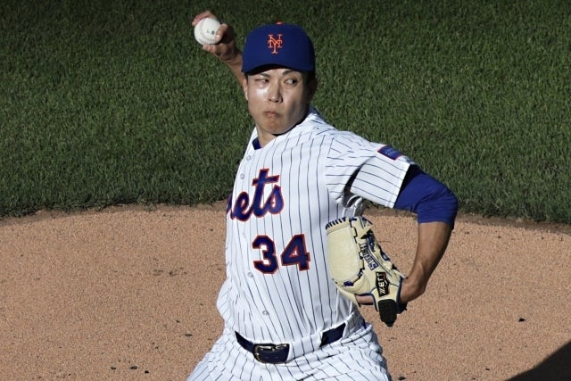 ロッキーズ戦で、３回途中で降板となった千賀。(C)Getty Images