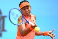 マドリードOP４回戦でサバレンカと対戦した大坂。第１セットを先取し、第２セットも先にブレークしたが、逆転を許して惜敗した。（C）Getty Images