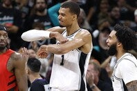 シャックがウェンビーを絶賛した。(C)Getty Images