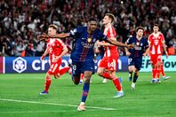 CL準決勝パリSG対バイエルンの第１レグは、計９得点が生まれる点の取り合いに。デンベレ（中央）は２得点を挙げた。(C) Getty Images