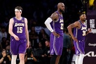 レイカーズがホームでの第５戦を落とし、シリーズ３勝２敗となった。(C)Getty Images