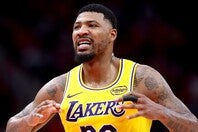 プレーオフで攻守に奮闘するスマート。第６戦でもカギを握る存在だ。(C)Getty Images