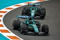 今季初めて揃って完走したアロンソ（奥）とストロール（手前）。(C)Getty Images