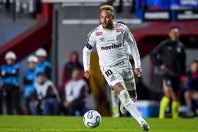 サントスの主将を務める34歳のネイマール。(C)Getty Images