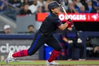 エンジェルス戦で先制打を放ったブルージェイズの岡本。(C)Getty Images
