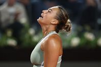 腰の負傷で本来の実力を発揮できなかったサバレンカ。全仏OPに向けて不安が残る。（C）Getty images