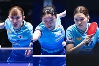 世界卓球団体で55年ぶりの金メダルを目指した日本は決勝で中国に敗れ、６大会連続銀メダルとなった。(C)WTT