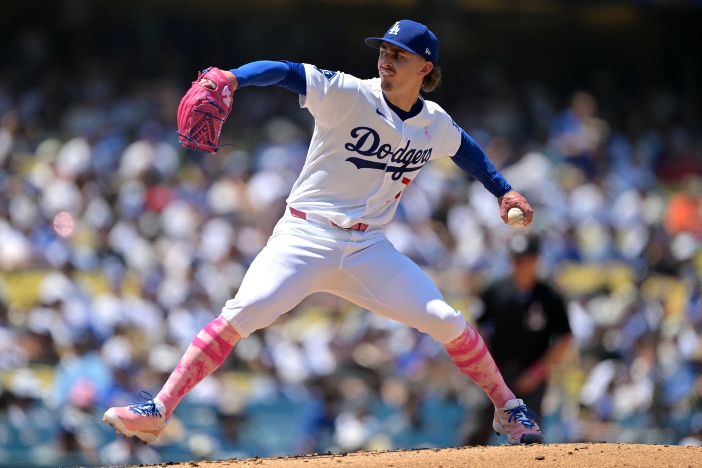 ドジャース先発のロブレスキー。省エネ投球で９回途中までマウンドに上がった。(C)Getty Images