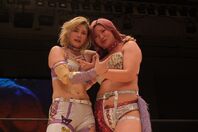激闘を経て和解し、タッグを再結成した皇希（左）と後藤。5.23大田区総合体育館大会でタイトル奪取なるか。写真：橋本宗洋