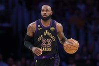 シャックが41歳レブロンの現役続行に太鼓判を押した。(C)Getty Images