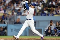 ジャイアンツ戦で大谷はHRを放ったが、勝利には結びつかず空砲に終わった。(C)Getty Images