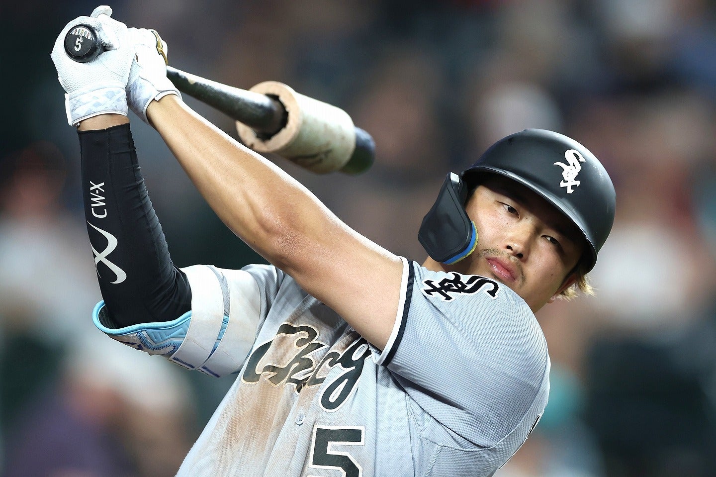 17本塁打でア・リーグ首位に立つ村上。MLBトップ級の成績を誇る打撃陣をけん引している。(C) Getty Images