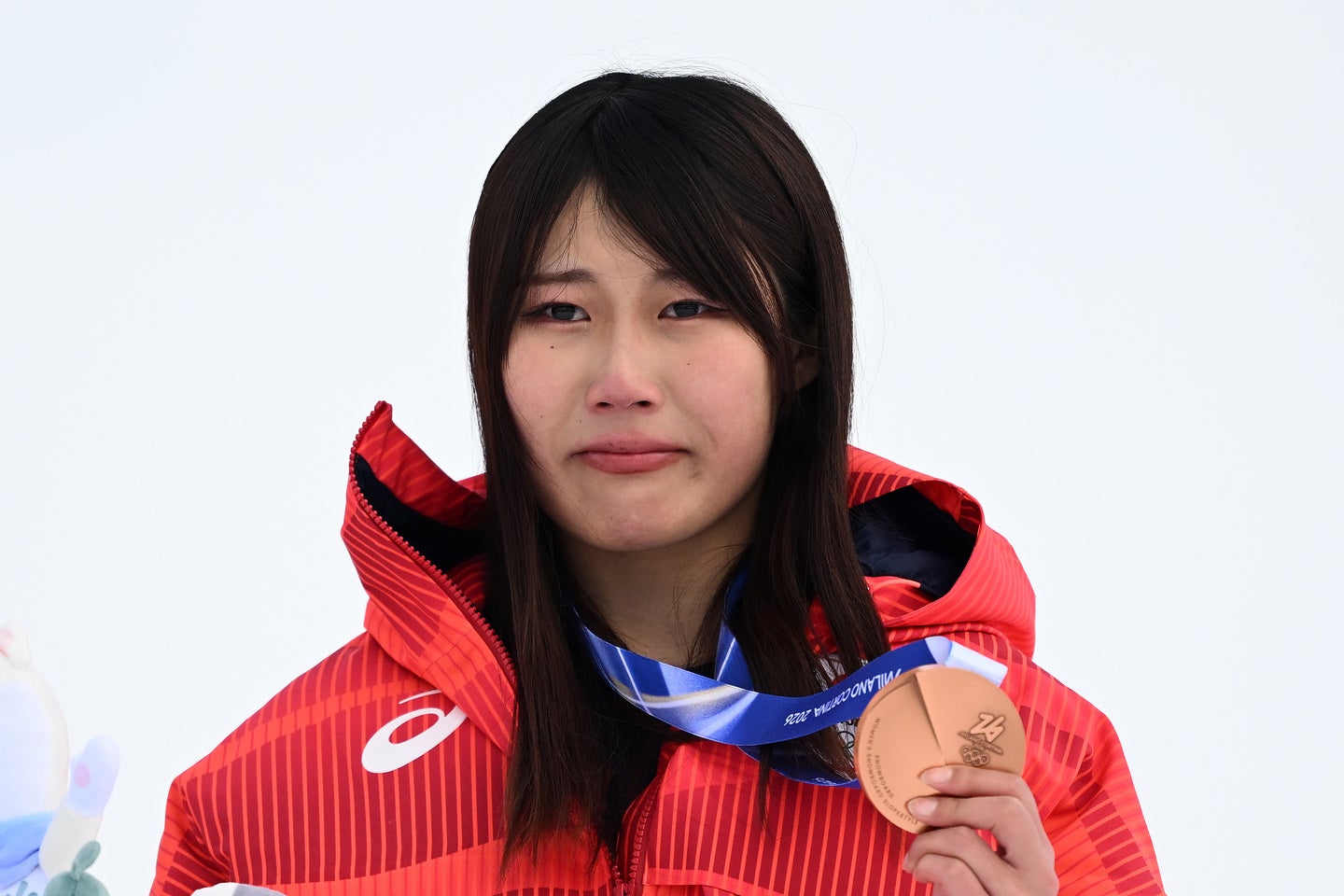 五輪スノボ金の村瀬心椛。全身デニムの私服ショットを公開した。(C)Getty Images