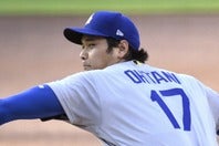 決勝点を挙げつつ、勝ち投手となった大谷。(C)Getty Images