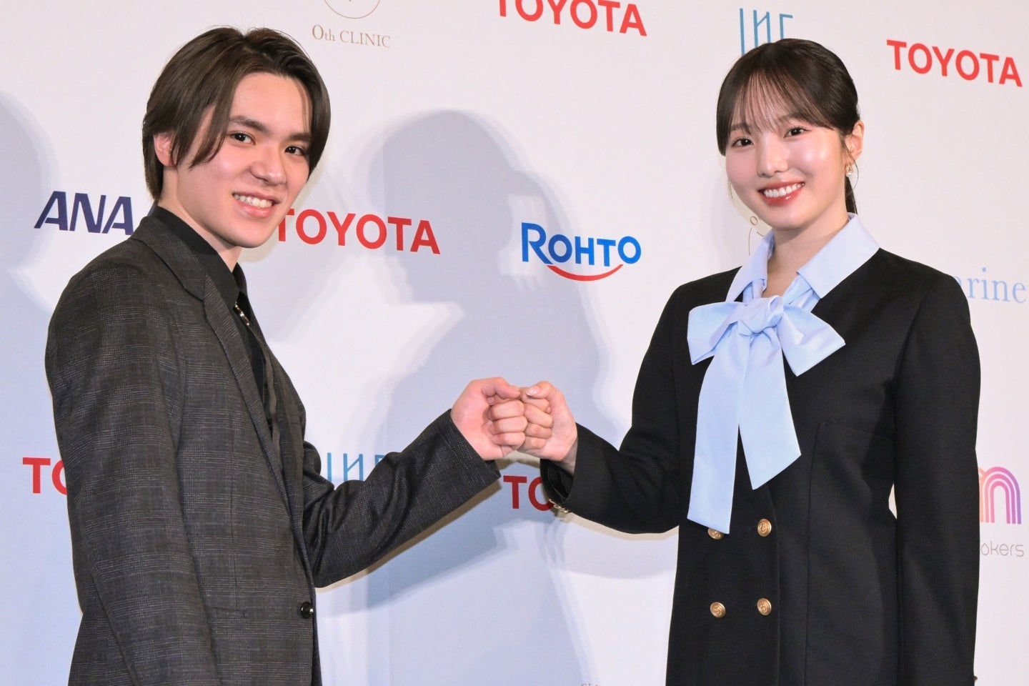 アイスダンスカップルとして現役復帰を表明した宇野昌磨（左）と本田真凜（右）。写真：鈴木颯太朗