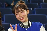 リン・シャンをはじめ味全ドラゴンズのチアリーダーたちが、PayPayドームでハニーズと共演。写真：梅月智史（THE DIGEST写真部）