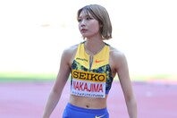 女子100メートル障害の中島ひとみ。写真：梅月智史（THE DIGEST写真部）