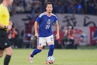 アイスランド戦で先発出場し、14分間プレーした吉田。(C)THE DIGES
