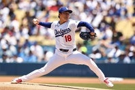 フィリーズ戦で104球10Kの好投で今季５勝目を挙げた山本由伸。(C)Getty Images