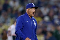 ドジャースのクラインが登板した直後に試合が中断した。(C)Getty Images