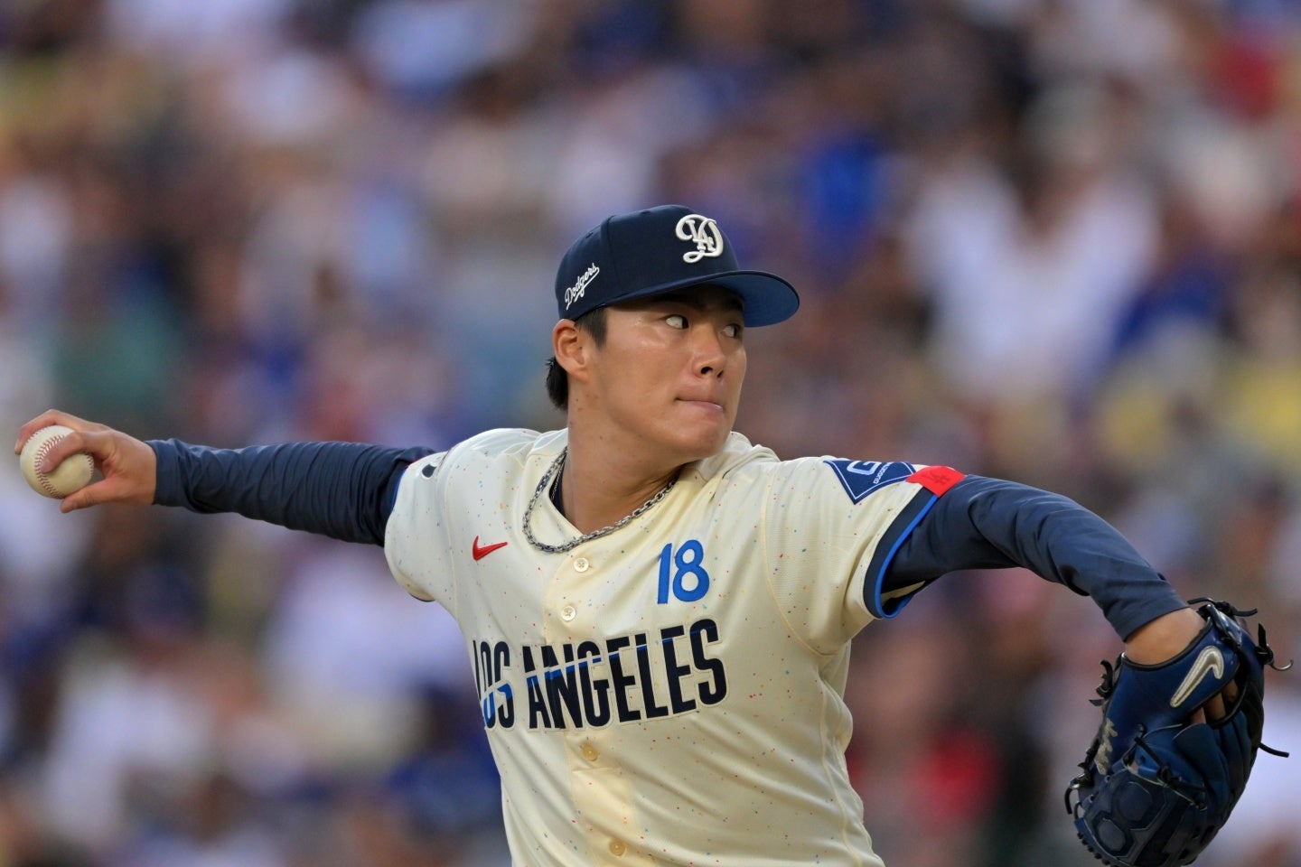 山本は８回を投げ１失点。22人連続アウトに打ち取った。(C)Getty Images