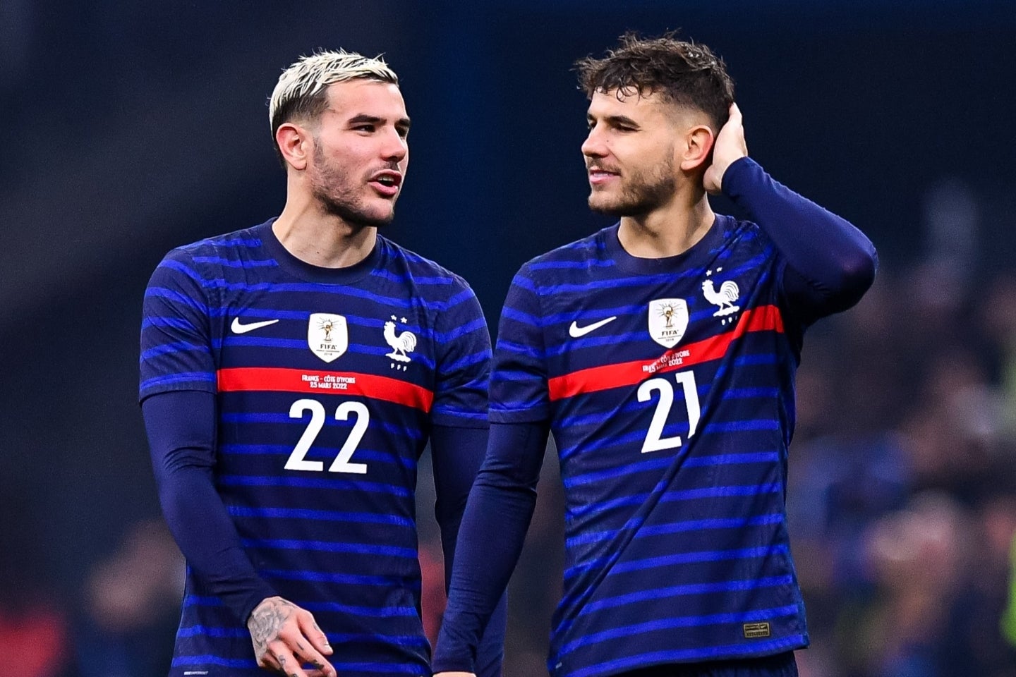 兄弟で北中米W杯に臨むのは、フランス代表のリュカ（右）とテオ（左）のエルナンデズ兄弟を含めて７組いるという。(C)Getty Images