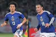 W杯日本代表の中村（左）と上田（右）。写真：金子拓弥（THE DIGEST写真部）