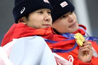 ミラノ・コルティナ五輪で金メダルに輝いた戸塚。ともに戦ったパートナーとの結婚を発表した。(C)Getty Images