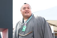 大相撲パリ公演を前に、市内観光を楽しむ一山本の姿が話題を呼んでいる。(C) Getty Images