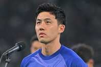 サッカー日本代表の遠藤と人気芸人の意外な関係が注目を集めている。写真：金子拓弥（THE DIGEST写真部）