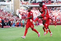 W杯の開幕戦を迎えたホスト国のカナダ。歴史的な勝点１を獲得した。(C)Getty Images