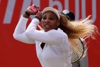 エムボコとのペアは無念の解消となったが、新たなペアとダブルスに臨むセレナ。（C）Getty images