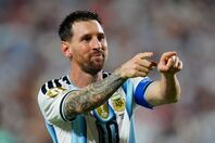 メッシが初戦からハットトリックの大活躍。W杯歴代最多得点タイの16得点とした。(C) Getty Images