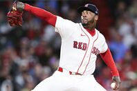 メジャー通算381セーブを誇るレッドソックスの守護神チャップマン。(C) Getty Images