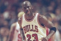 トーマスがジョーダンの伝説の“The Flu Game”について物申した。(C)Getty Images