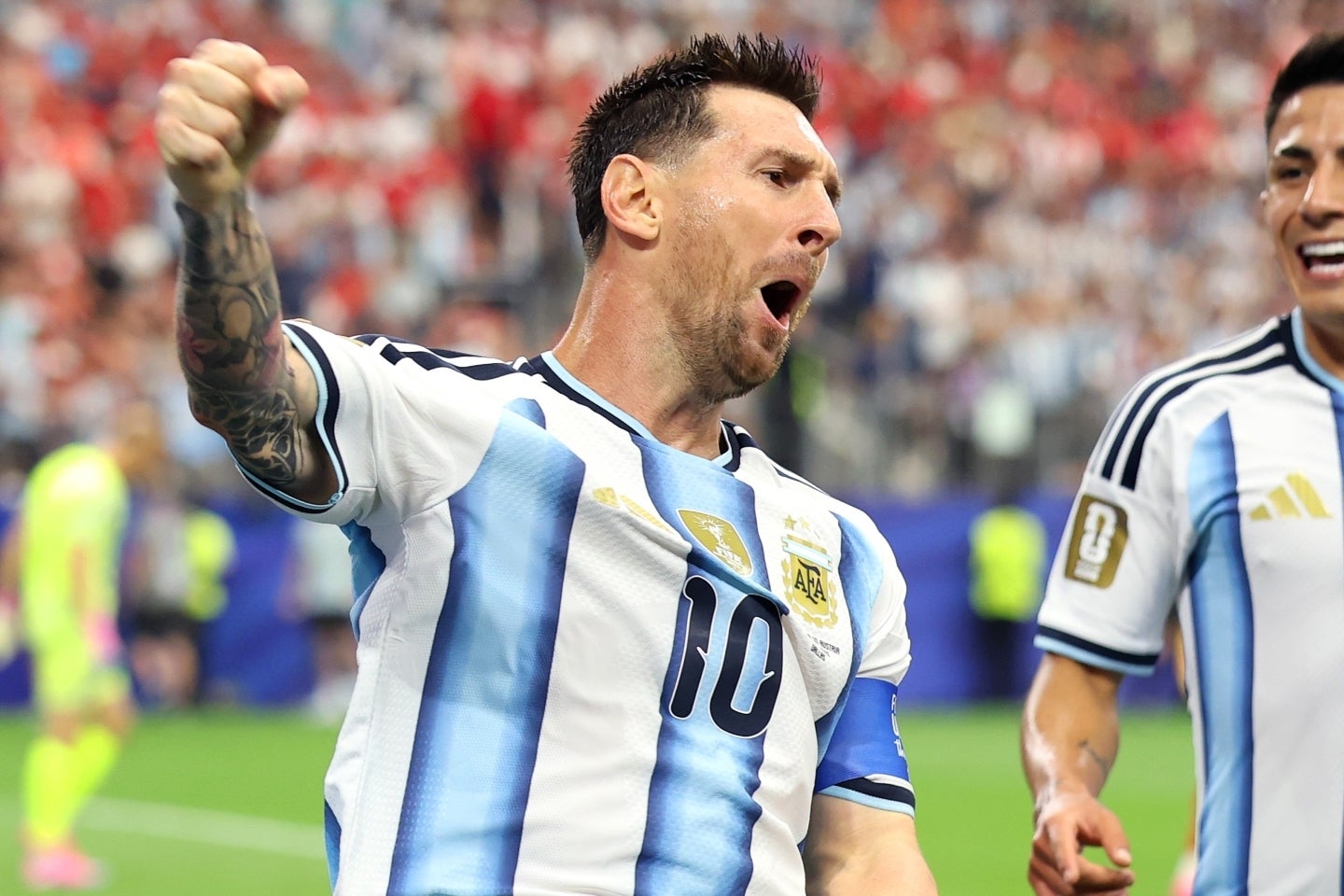 W杯通算ゴール記録を更新し、単独トップに立ったメッシ。くしくも40年前の６月22日はマラドーナが「神の手」「５人抜き」を見せた日だ。(C)Getty Images