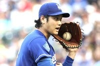 ツインズ戦に「１番・DH兼投手」の二刀流で先発出場したドジャースの大谷。今季８勝目を飾った。(C)Getty Images