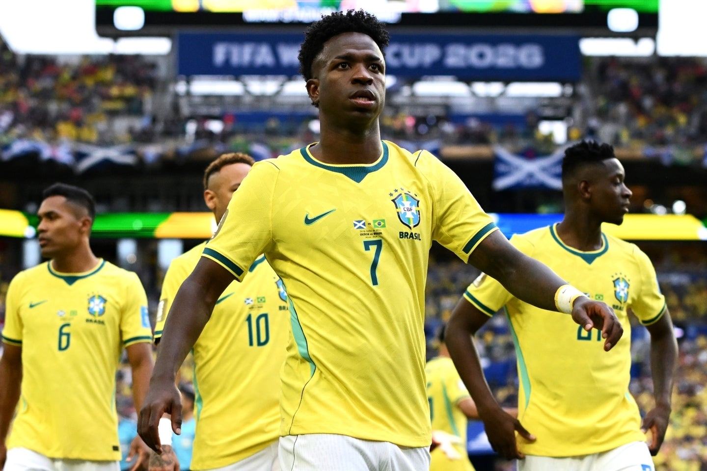 ラウンド・オブ32で日本代表と対戦するブラジル代表。エースのヴィニシウスはグループステージ３試合で４ゴールと好調だ。(C)Getty Images