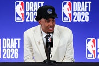 ウォリアーズに入団したレンデボーグだが、かつては“アンチ・カリー”だったという。(C)Getty Images