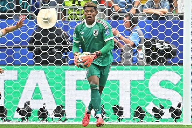 ブラジル戦でファインセーブを連発した日本の鈴木彩。写真：金子拓弥（THE DIGEST写真部／JMPA代表撮影）