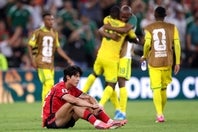 引き分け以上で決勝トーナメントに進出できた韓国代表は、しかし、南アフリカにまさかの敗戦。この結果がW杯敗退につながった。(C)Getty Images