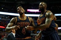 シャンパート(左)は、現在のキャブズにレブロンは合わないと語った。(C)Getty Images