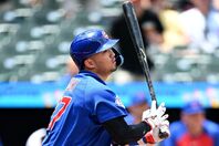 ２試合連続となる今季15号本塁打を放ったカブスの鈴木。(C) Getty Images