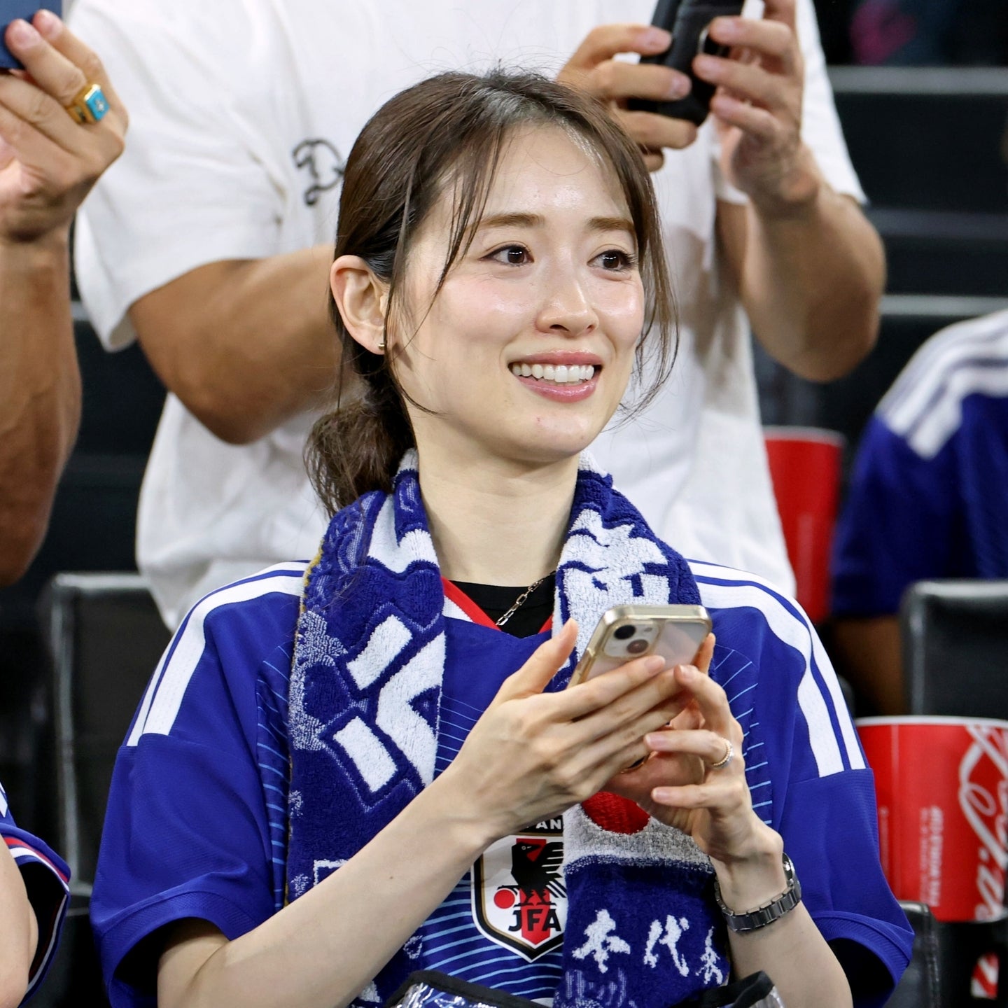 日本代表DF谷口彰悟の妻の泉里香さん。写真：産経新聞社