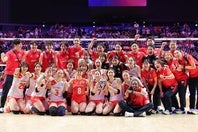 決勝R進出を決めた日本。強敵ポーランドとの直接対決をフルセットゲームで制した。写真：梅月智史（THE DIGEST写真部）