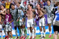 準決勝進出を決め、歓喜するアルゼンチン代表。(C) Getty Images