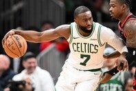 2016年の入団からセルティックス一筋、24年のファイナルMVPに輝いたブラウンがシクサーズへトレードされた。(C)Getty Images