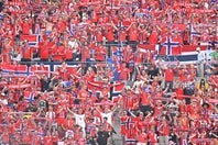 ノルウェー代表とサポーターが一体となる“バイキング・ロー”は、今大会の大きな話題となった。写真：金子拓弥（THE DIGEST写真部／JMPA代表撮影）