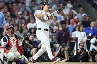 オールスター前日には恒例のホームランダービーに出場した村上。(C)Getty Images
