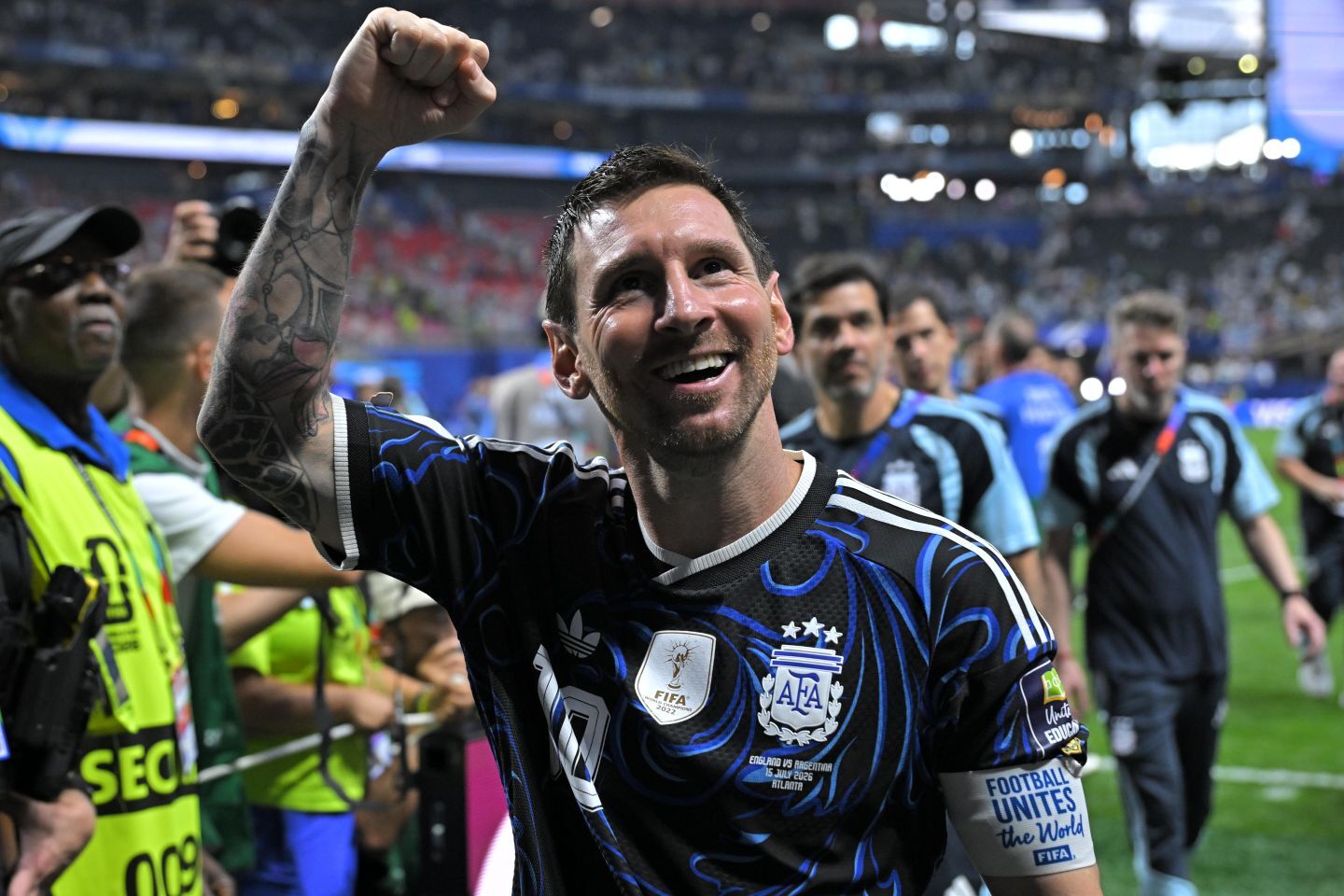 素晴らしいチーム」メッシがW杯決勝の相手スペインに敬意 「バルサは今